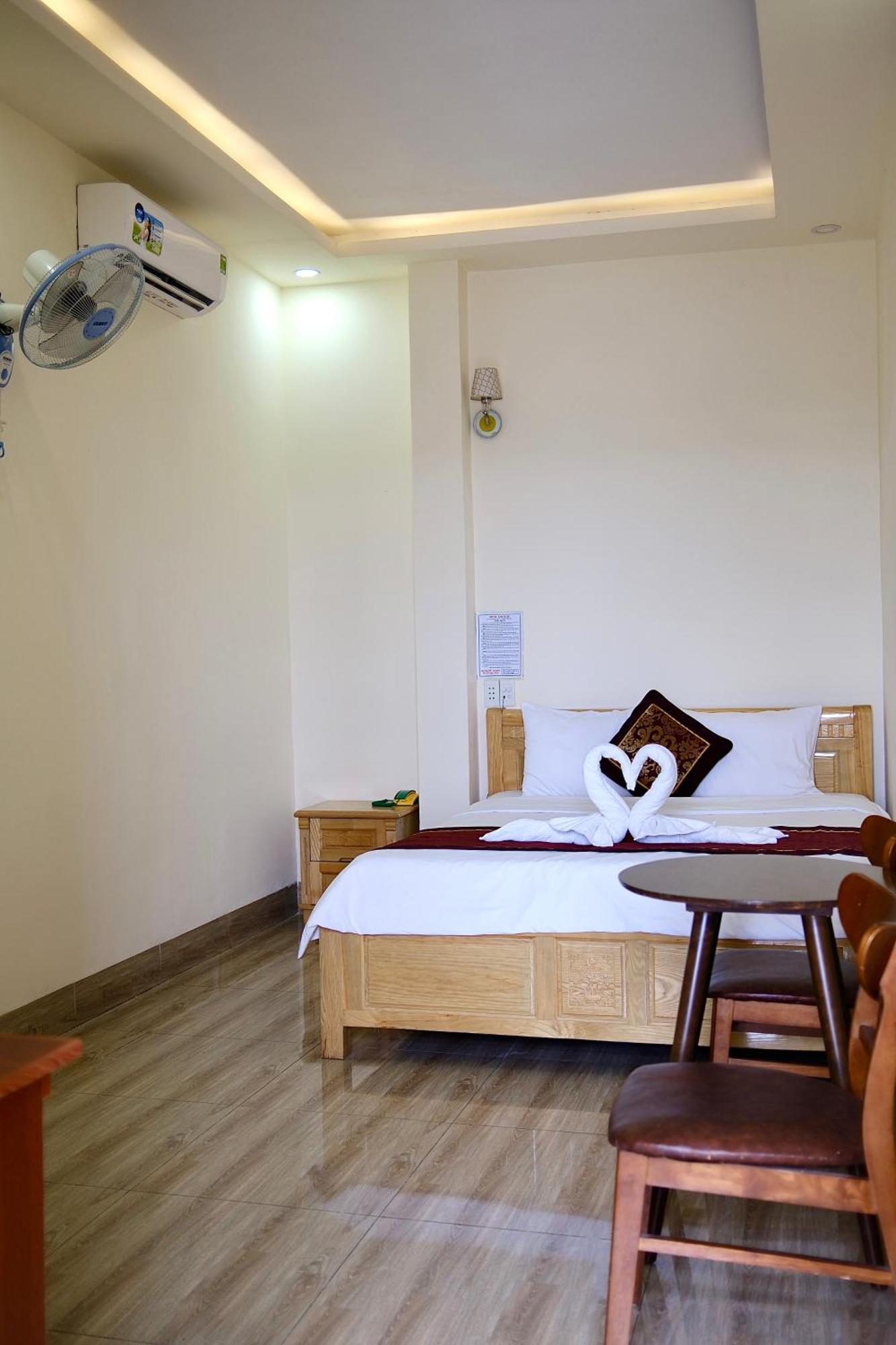 Kim Ngan Hotel Buon Ma Thuot Exterior foto